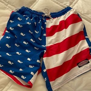 Vineyard Vines Mens swimming trunks